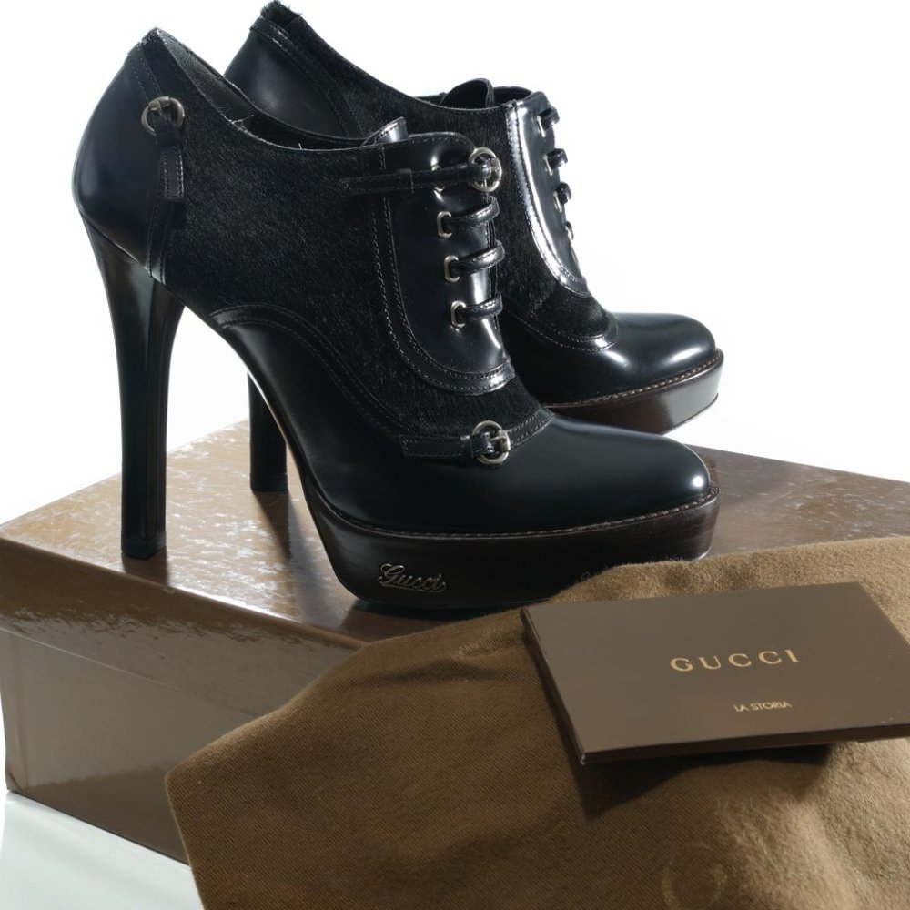 Gucci high heel platform shoe booties
